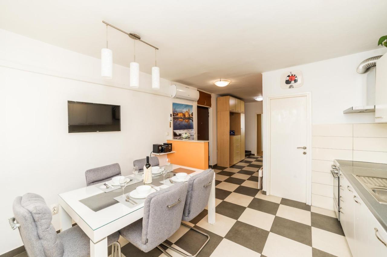 Apartment Mihaela Задар Экстерьер фото